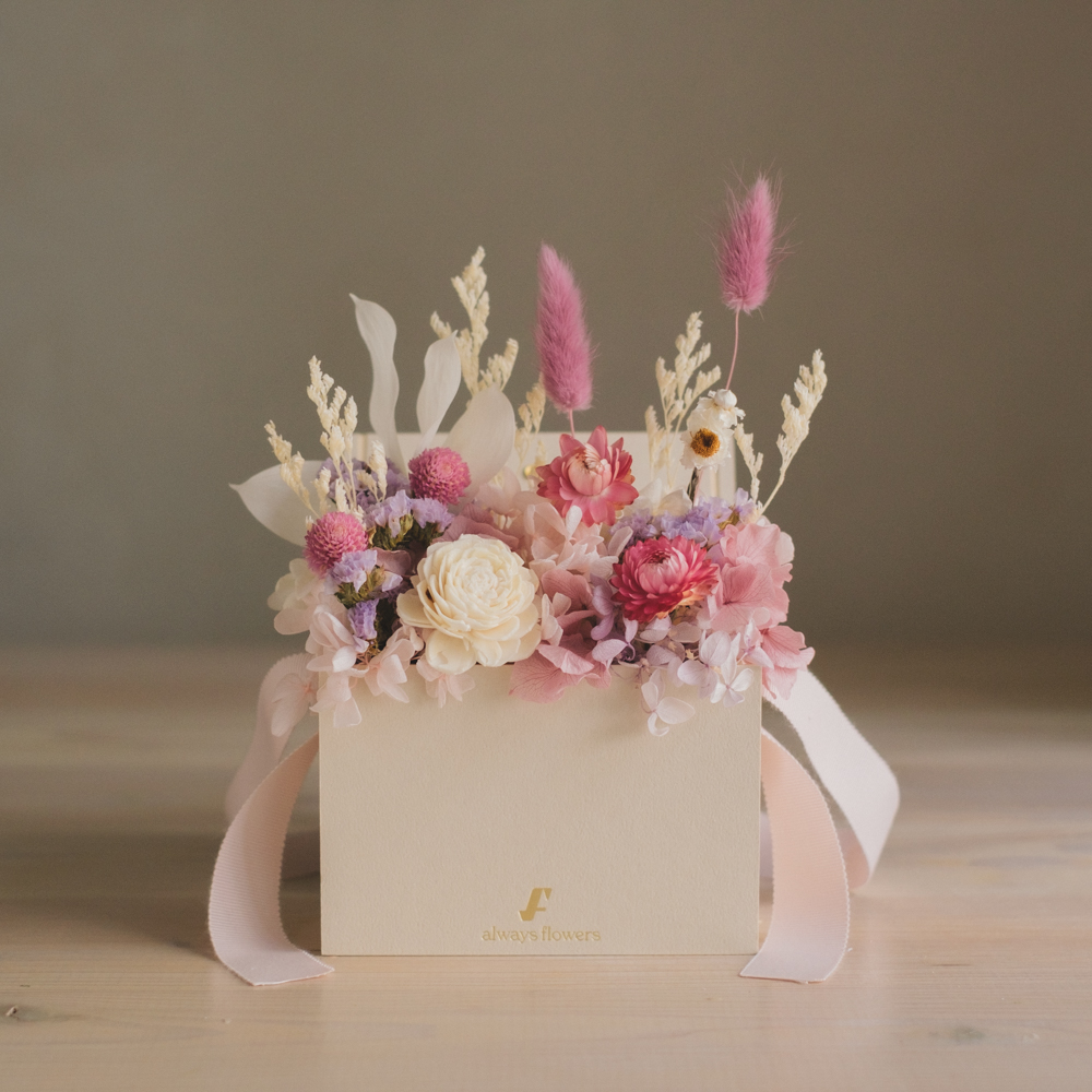 誕生日プレゼントに人気 - Flower BAG No.1 スウィーティー | Always  Flowers（オールウェイズフラワーズ）のプレゼント・ギフト通販 | TANP（タンプ）